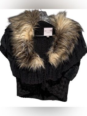 Romeo & Juliet Couture Black Knit with Faux Fur